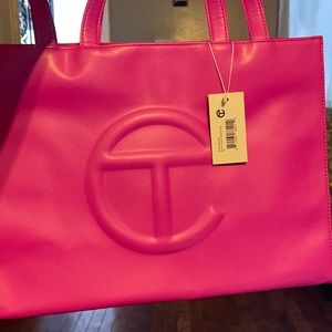 AUTHENTIC TELFAR BAG!! MEDIUM AZALEA shopping bag